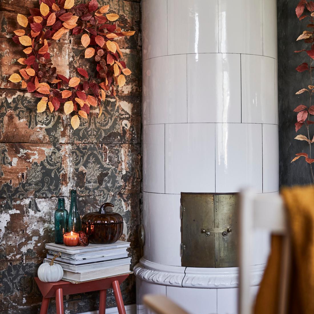 Autumnal wreath making