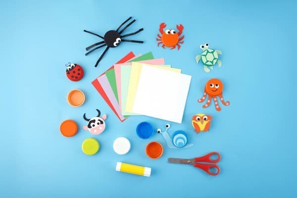 Summer Funhouse: Kids upcycling Bottle cap art