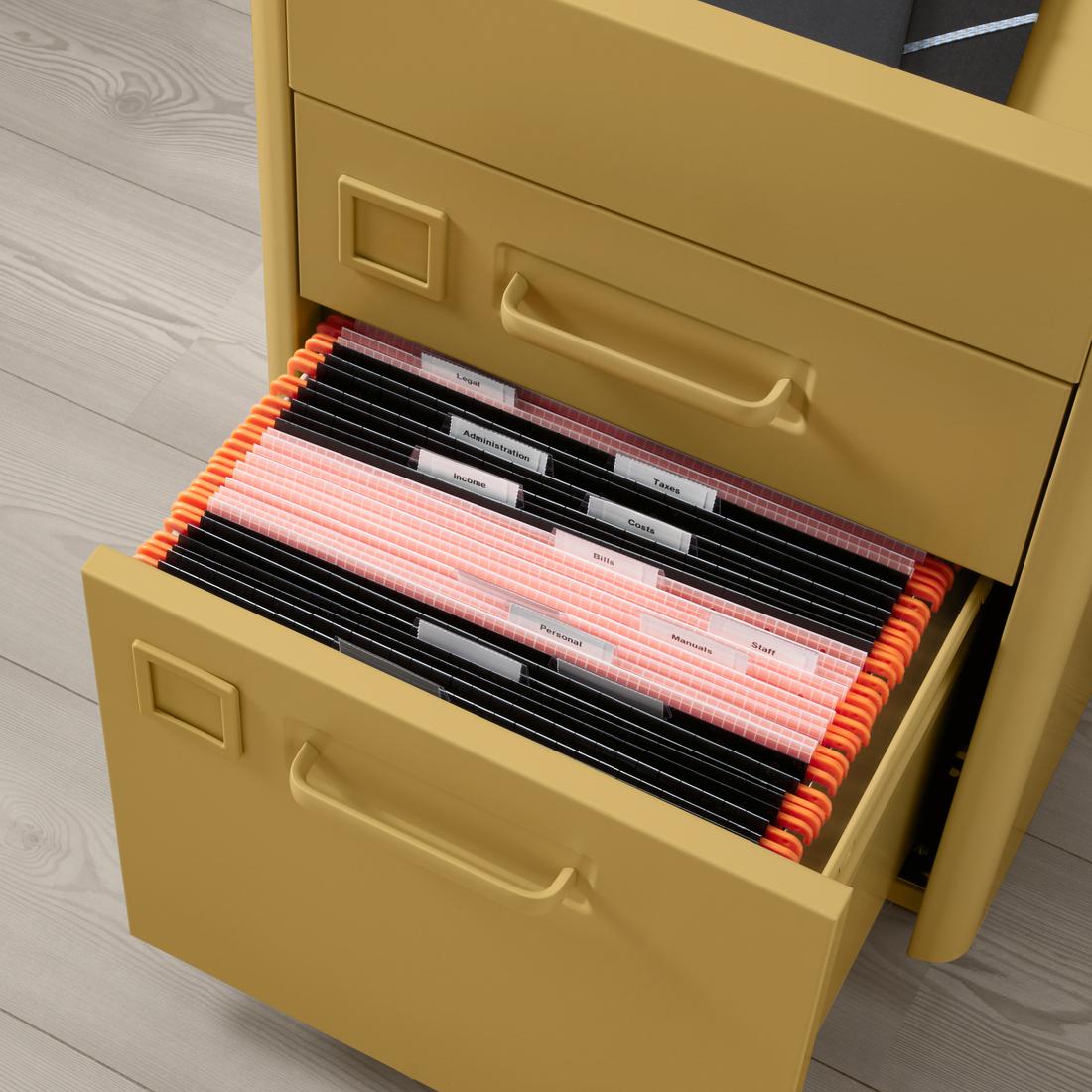 Shred Day hosted by the BBB of Greater Maryland