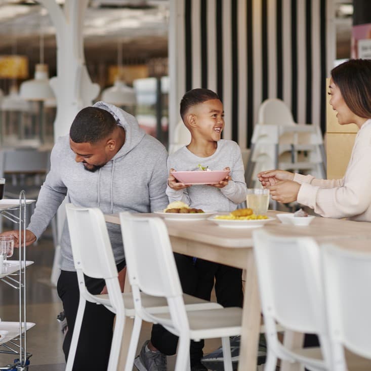 Kids Eat Free* Select Dates in March & April!