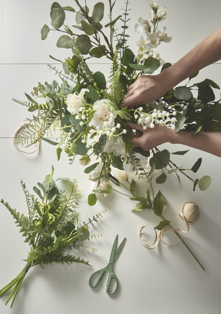 Mother's Day Bouquet Building