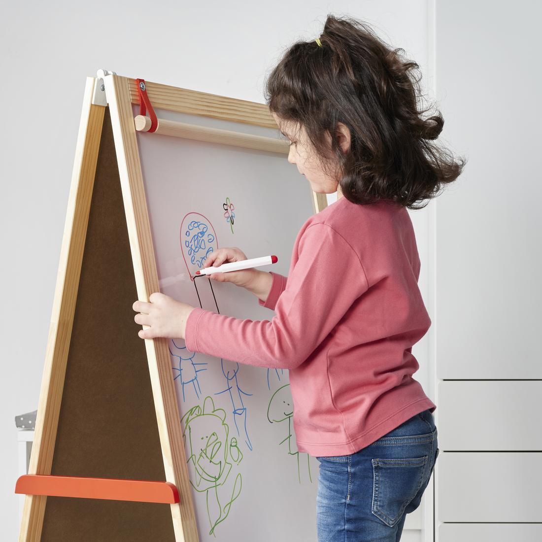 Leka IKEA Family kids club activity