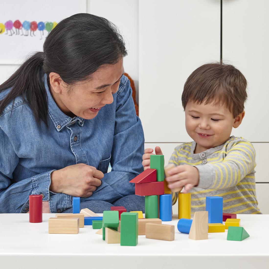 Leka IKEA Family kids club activity