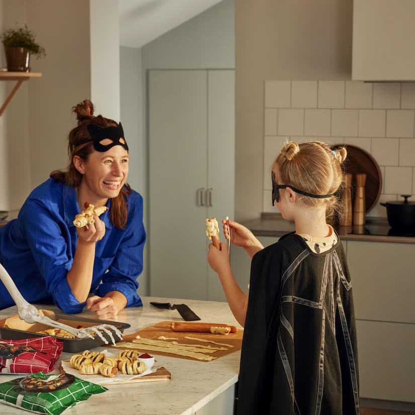 LEKA Kids Craft: Make A Mask & Story Time!