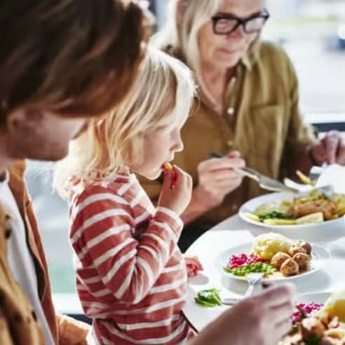 Kids Eat Free Wednesdays