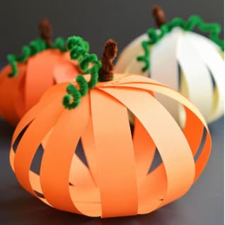 LEKA Kids Club craft