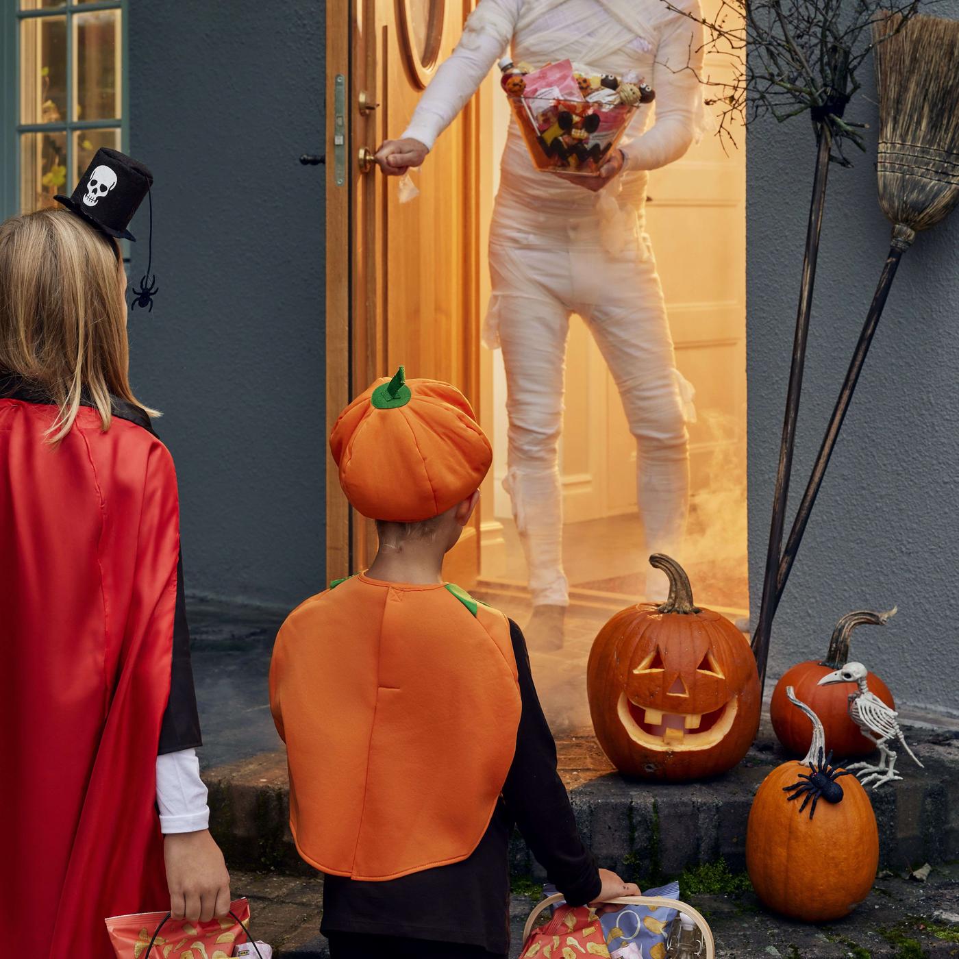 Trick or Treat at IKEA Minneapolis