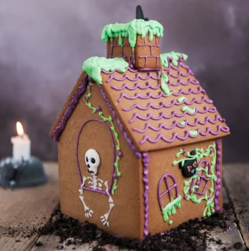Spooky Gingerbread House Decorating