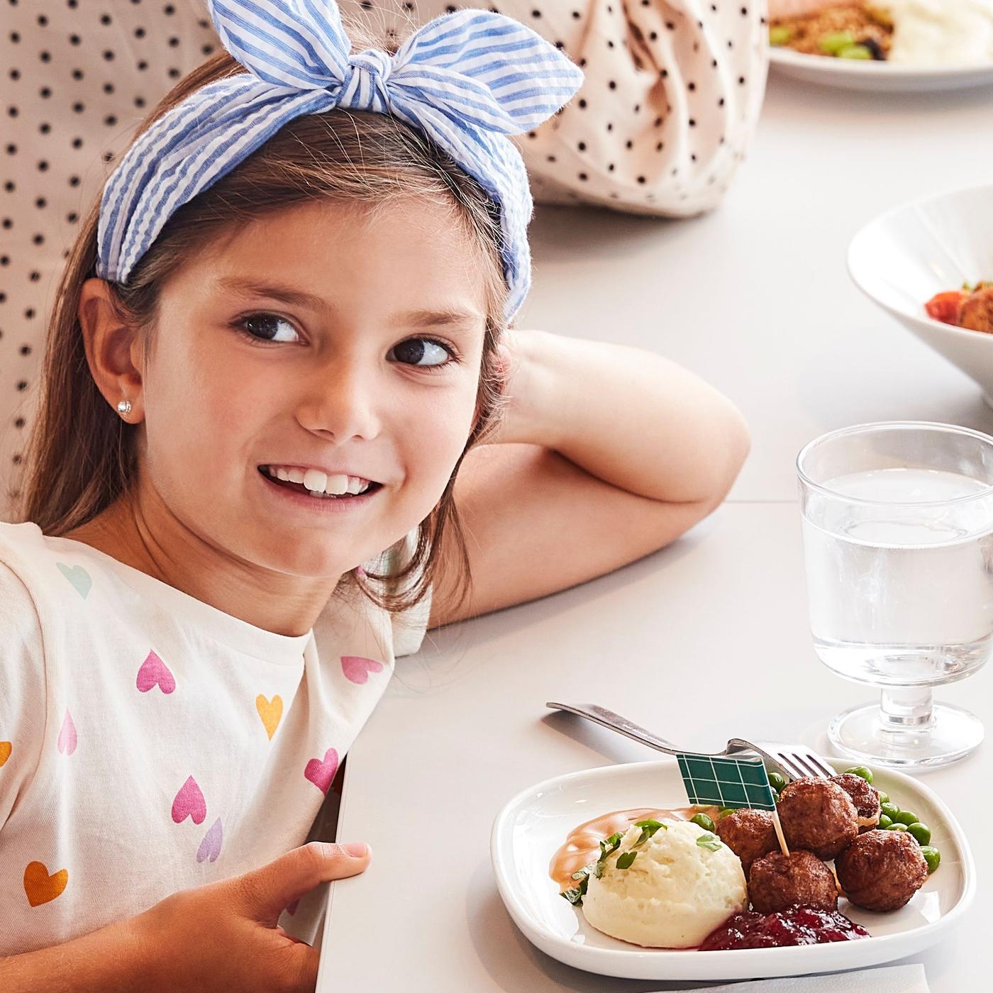Kids Eat Free