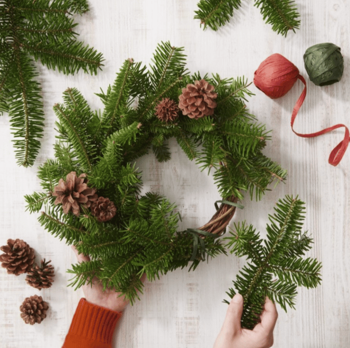 IKEA横浜（旧 港北）イベント - イケアの廃材でクリスマスリース