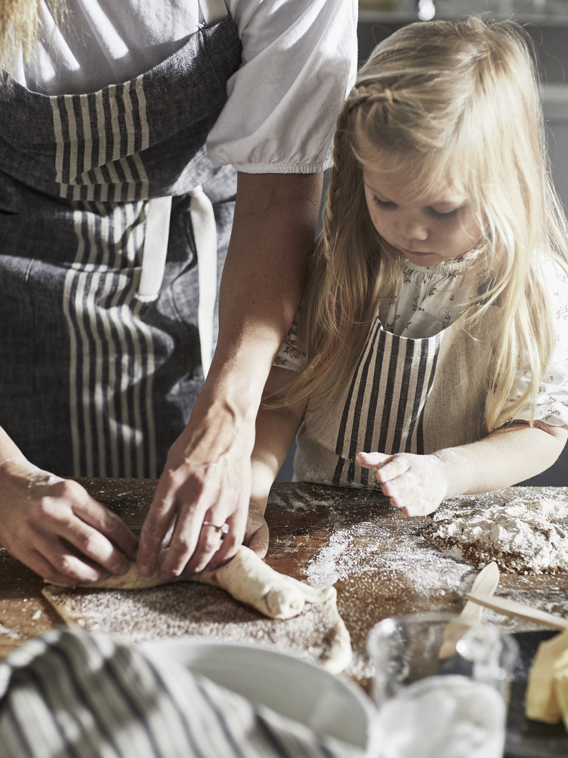 【キッズイベント】キッズパティシエ ～バレンタインパフェをつくろう～