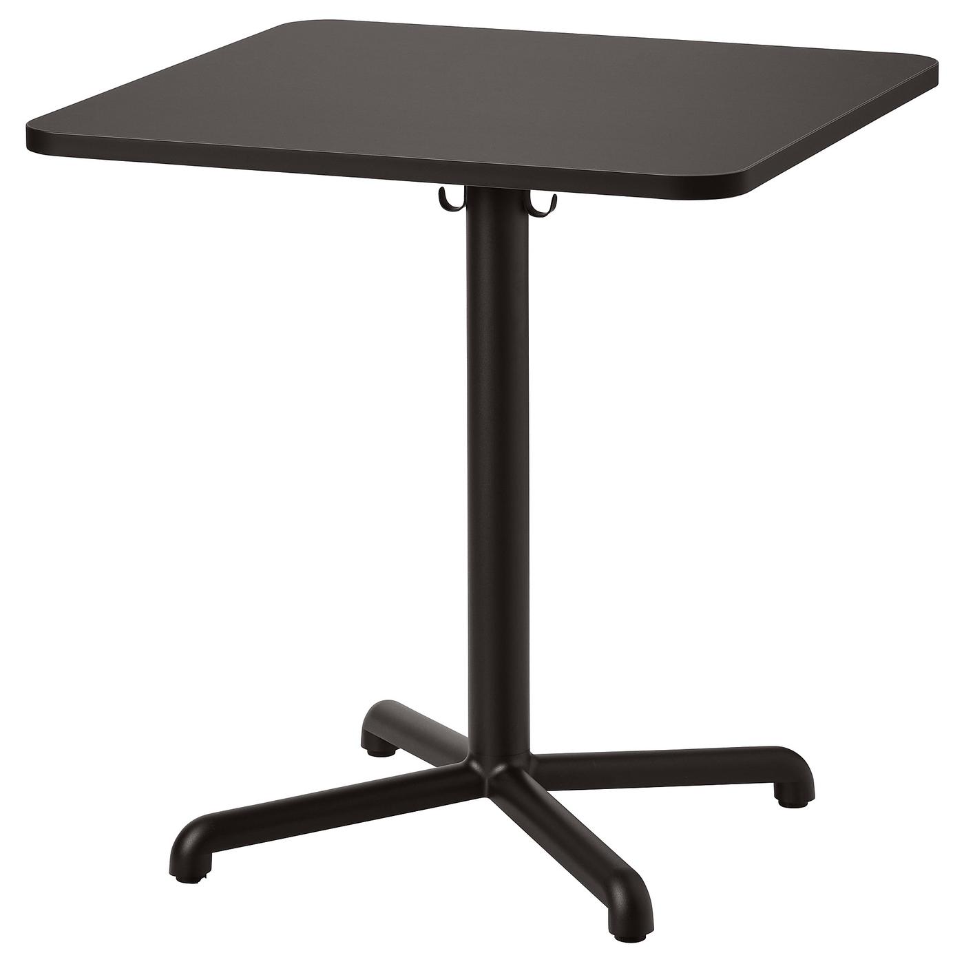 cafe-tables-19143.jpeg
