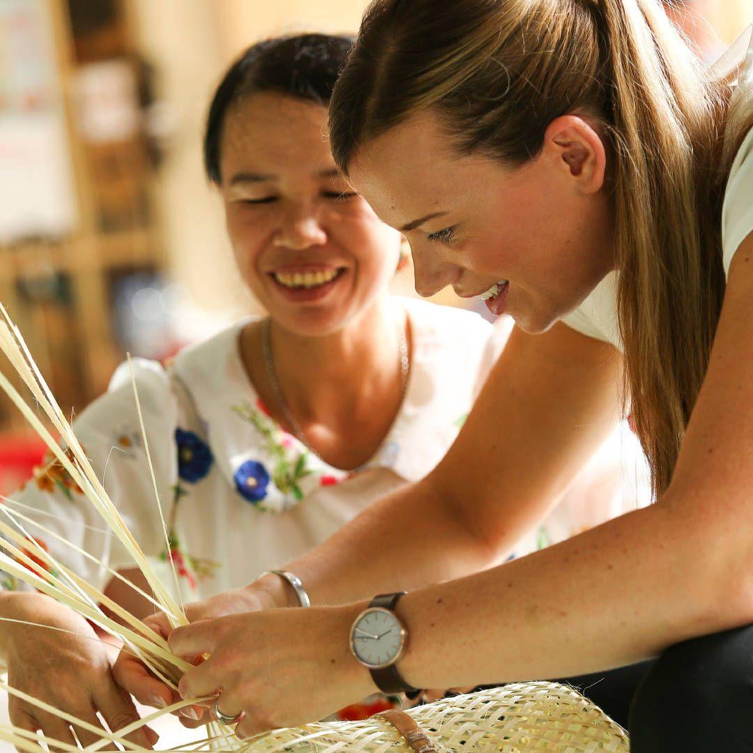 IKEA Product Developer Anna Granath working together with an artisan.