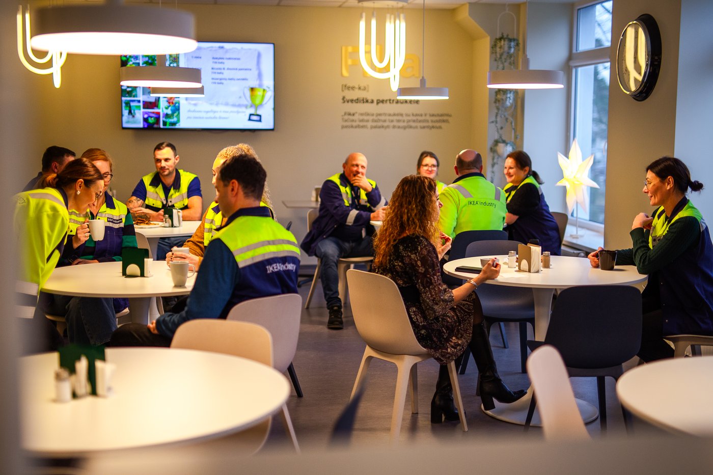 Co-workers enjoy a break in the IKEA Industry site in Kazlų Rūda.