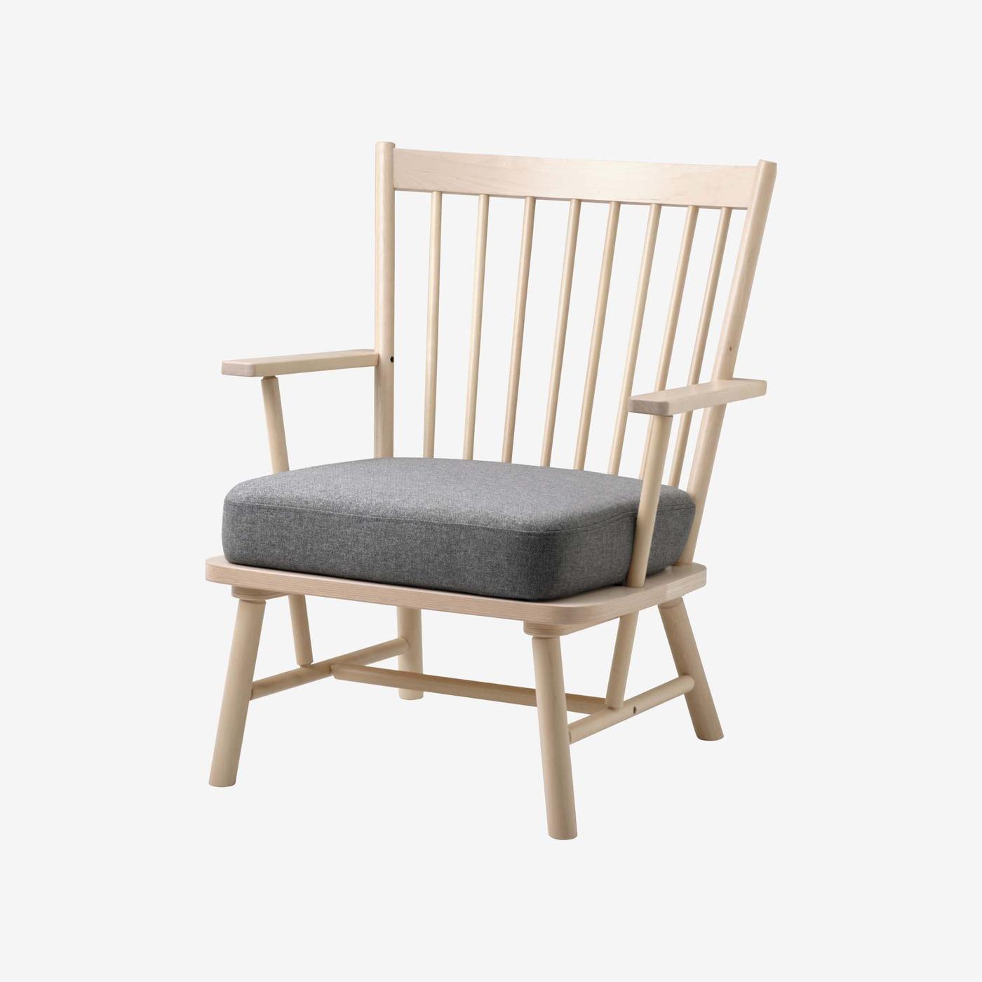 A wood PERSBOL chair with a grey seat cushion.
