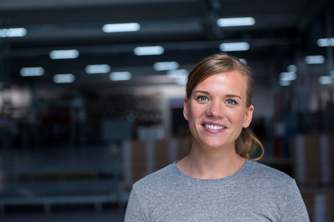 Anna Granath, product developer at IKEA, at the factory floor of 3B. 3B is the supplier that developed the KUNGSBACKA kitchen fronts together with IKEA.
