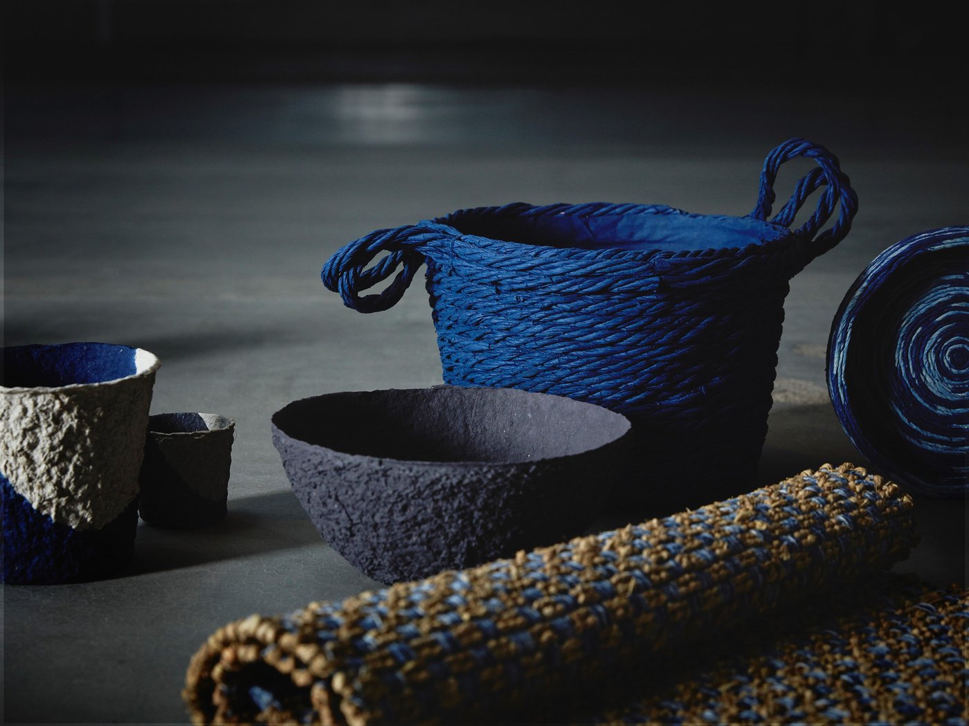rice straw baskets from the FÖRÄNDRING collection.