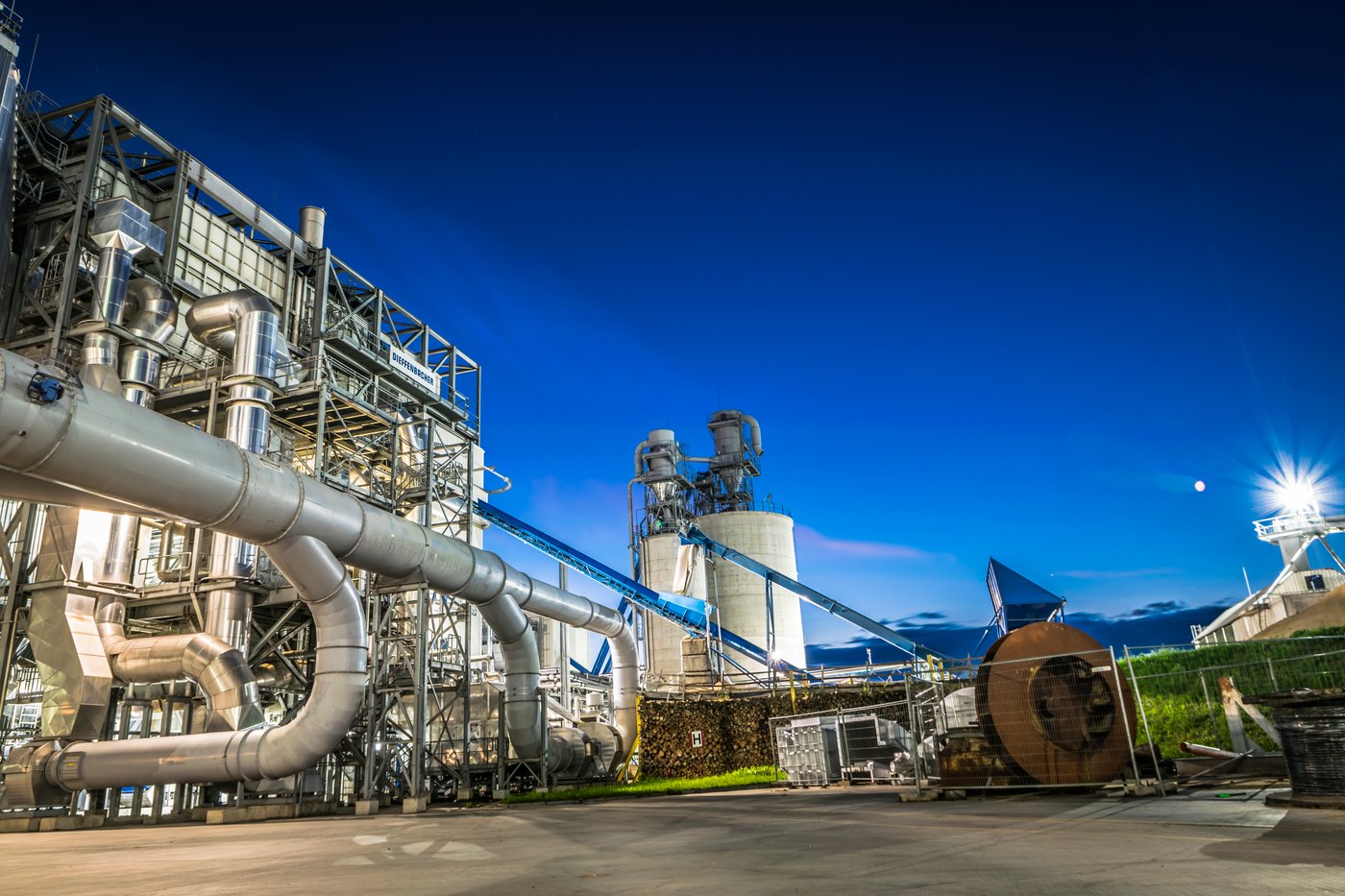 An outdoor view of an IKEA Industry plant in Orla.