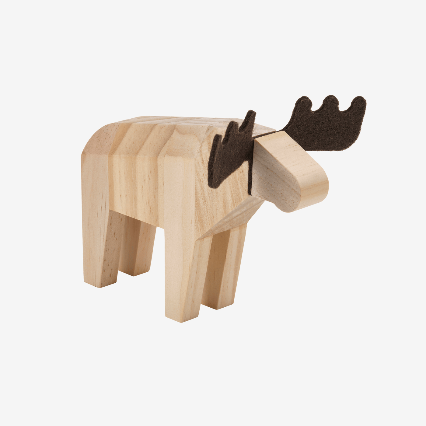 A wooden HÖSTAGILLE moose against a light grey background.