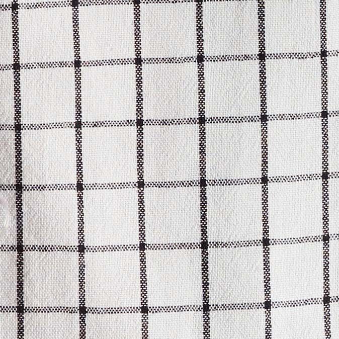 Linen texture with check motif.