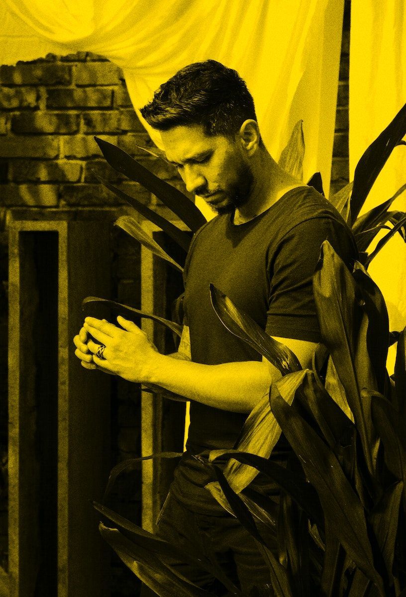 A yellow colour-washed portrait of Agustín Nicolás Rivero.