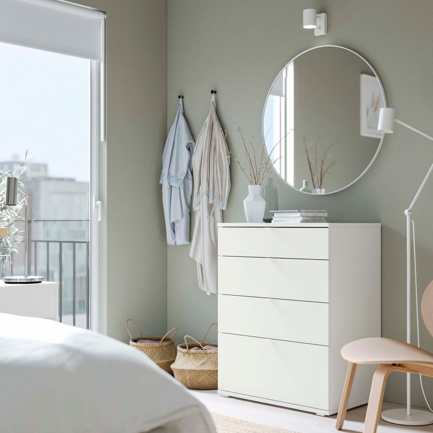 VIHALS chest of drawers with anchor & unlock function
