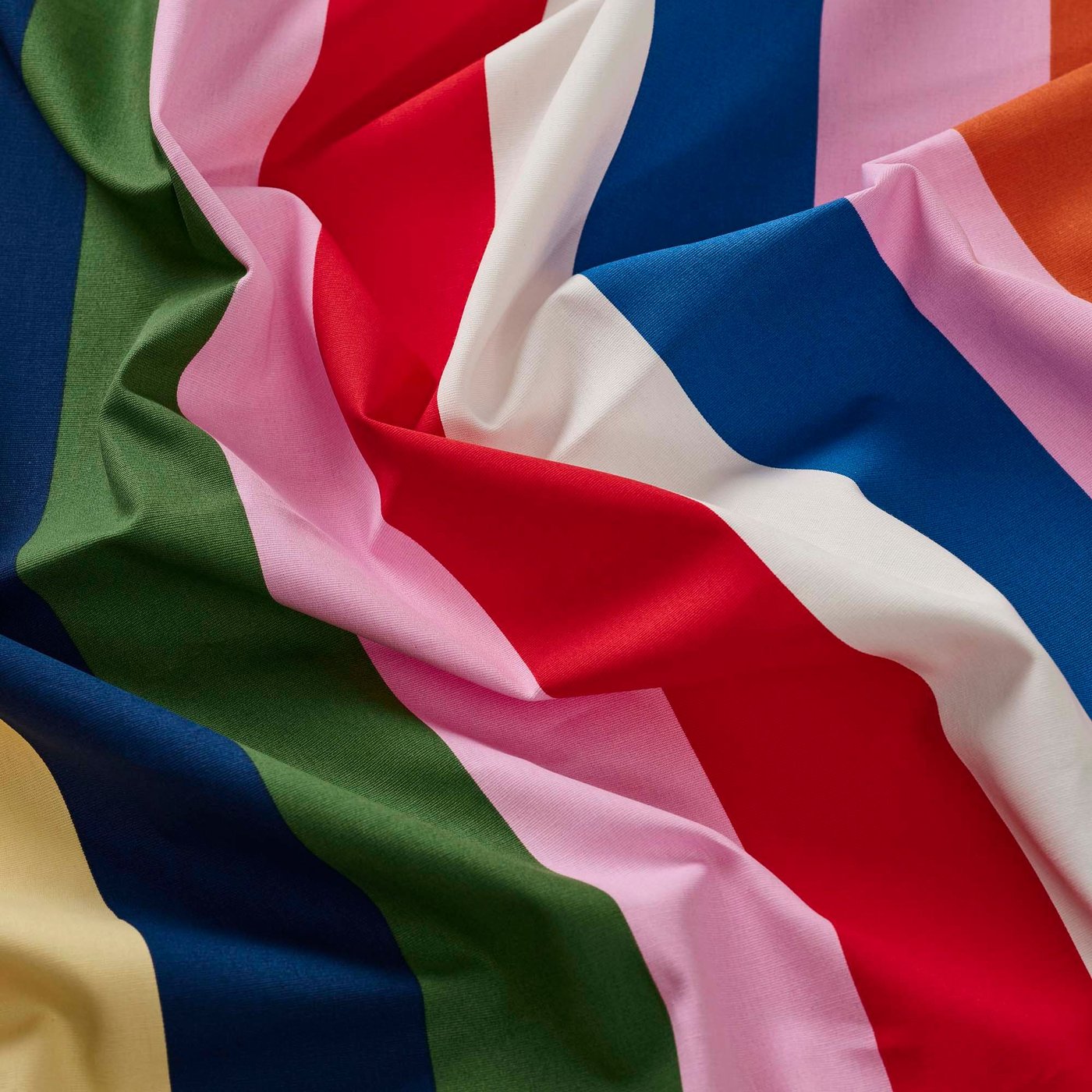 A close-up image of a piece of JÄTTEVÄDD fabric, wrinkled.