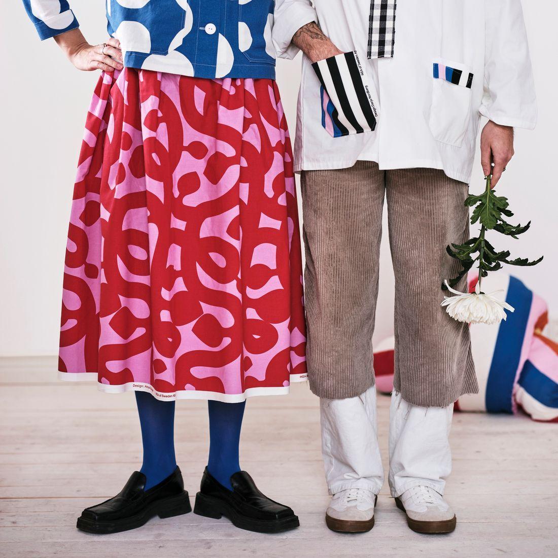 Two dressed up people with the clothes made from Tyg collection.