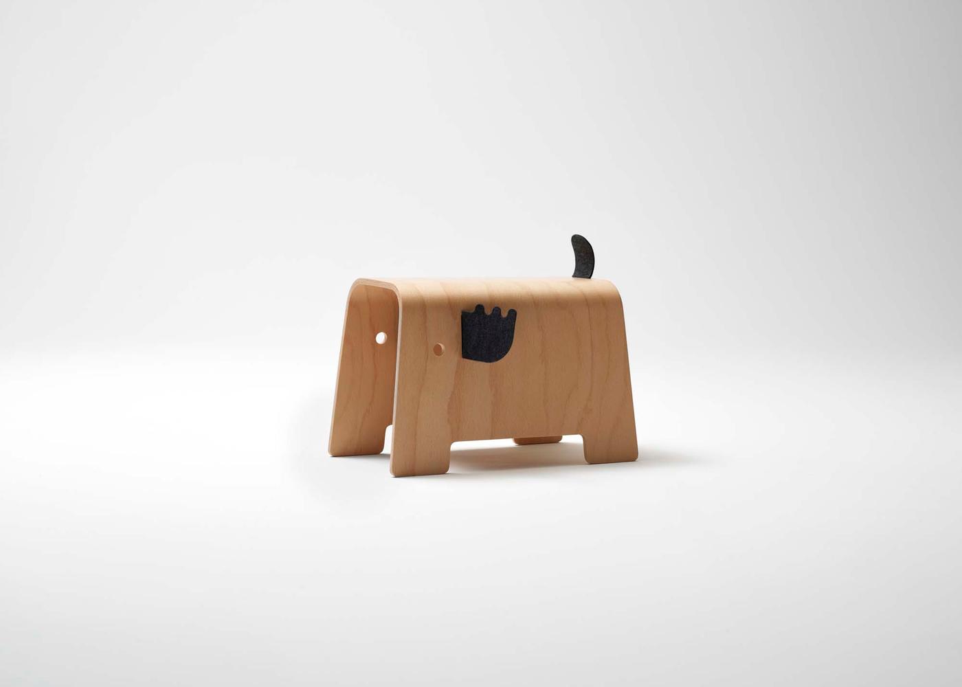 A GREJSIMOJS children’s stool in a white environment.