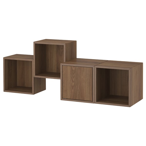 EKET orah-smeđe modularne kocke za pohranu, pravokutnih i kvadratnih oblika.