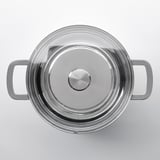 Rozsdamentes edény erős fogantyúkkal és fedéllel.