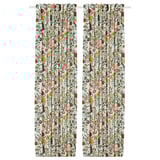 Virágos fehér VILDPERSILJA függönyök, színes virágokkal, pamut/rami keverékkel, fényszűréssel.