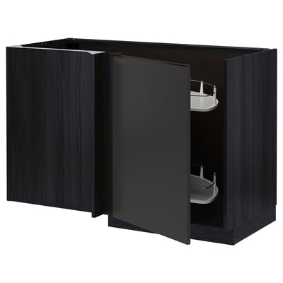 METOD black kitchen cabinet with pull-out shelf.