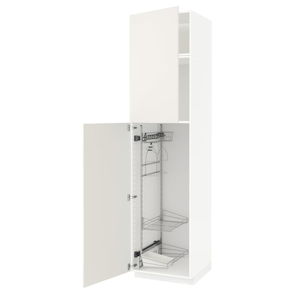 White METOD cabinet with pull-out shelves and nickel hinges.