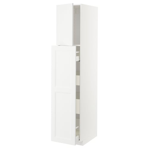 White METOD kitchen cabinet with pull-out shelves.
