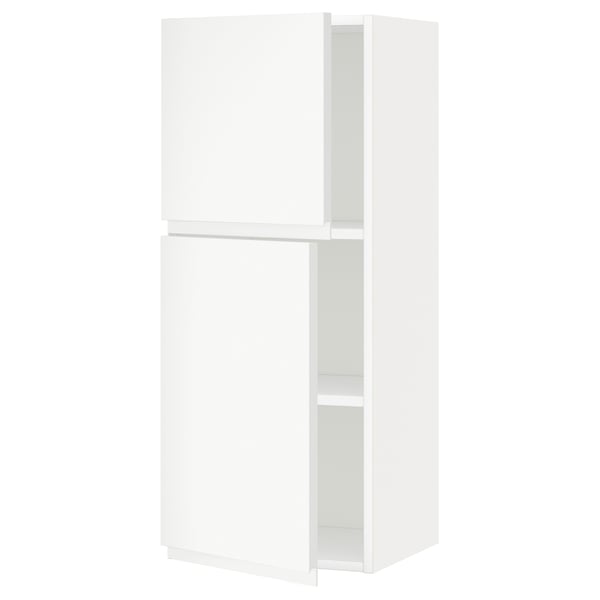 White METOD kitchen wall cabinet with minimalist design and matte finish.
