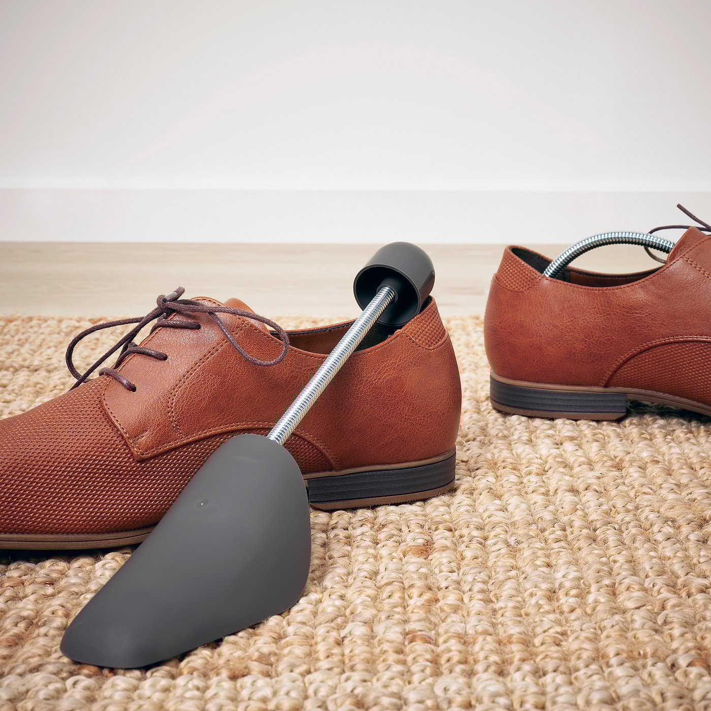 SITTPINNE shoe shaper, dark grey IKEA Ireland