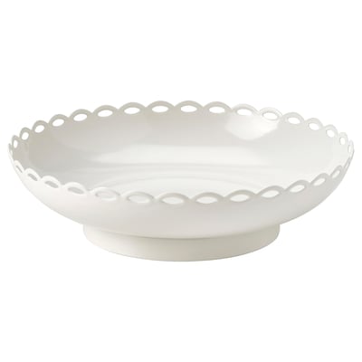 A white TURTURDUVA candle holder with a scalloped edge, made of powder-coated steel, offering a vintage design.