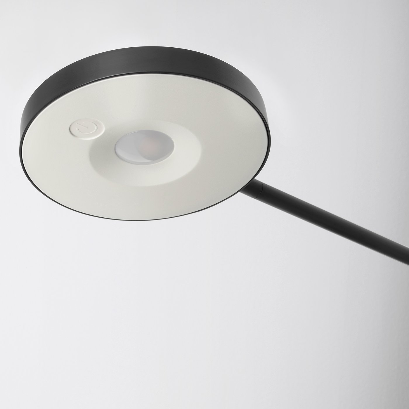 ypperlig led floor lamp