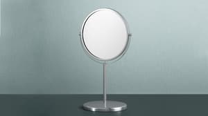 Makeup & magnifying mirrors