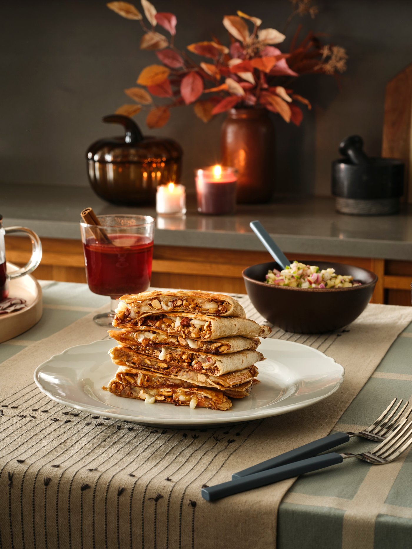 완성된 너트 치즈 호떡 컷