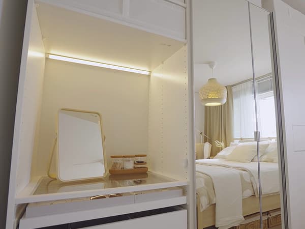 옷장의 디테일한 사진