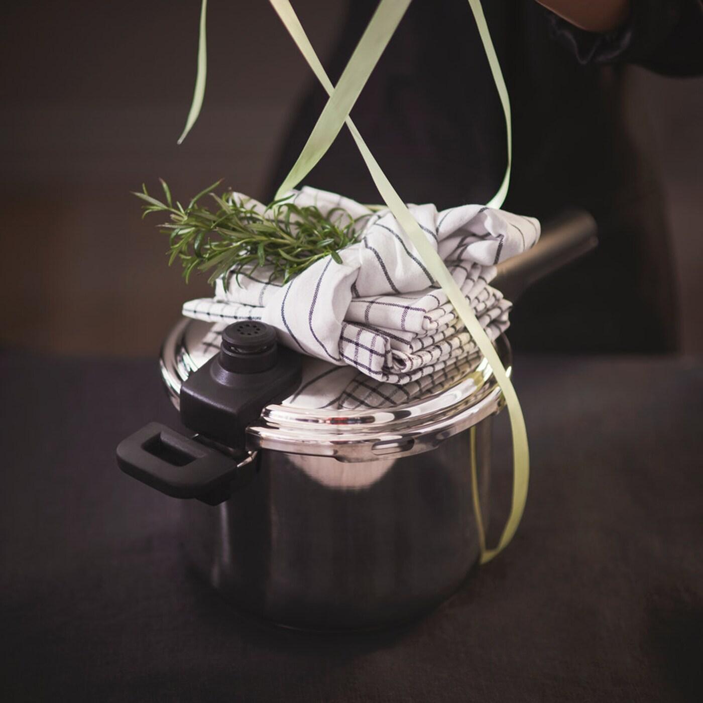 มองหาแรงบันดาลใจ ไอเดียแต่งบ้าน และเฟอร์นิเจอร์คุณภาพสำหรับทุกมุมในบ้านของคุณ? เรามีทุกสิ่งที่คุณต้องการ พร้อมเคล็ดลับแต่งบ้านให้สวยลงตัว เพื่อชีวิตที่ดีกว่าในทุกห้องของบ้านคุณ