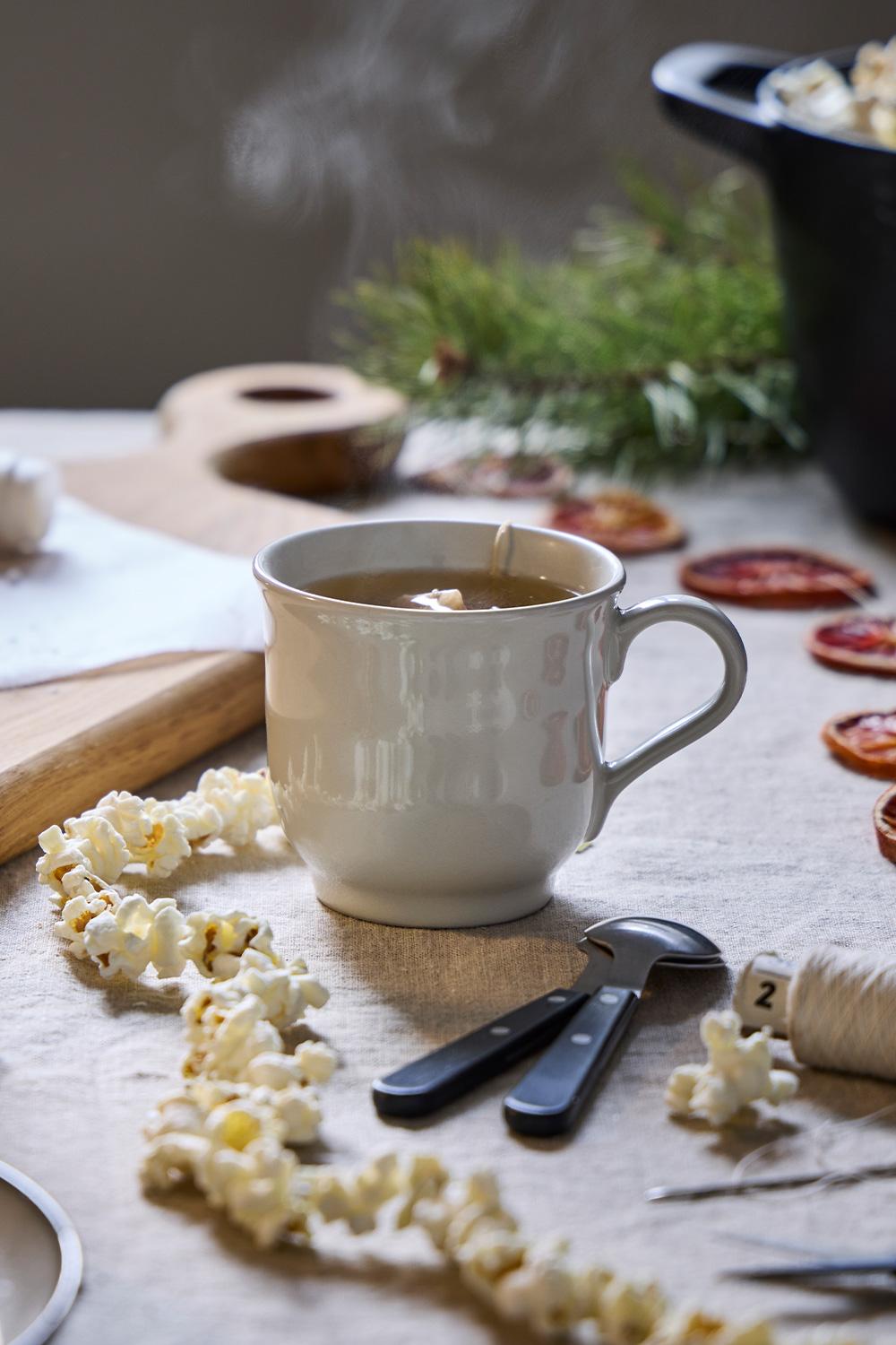 크리스마스 머그컵, 겨울 시즌 머그, 홈카페 아이템, 크리스마스 티포트, 겨울 차 선물