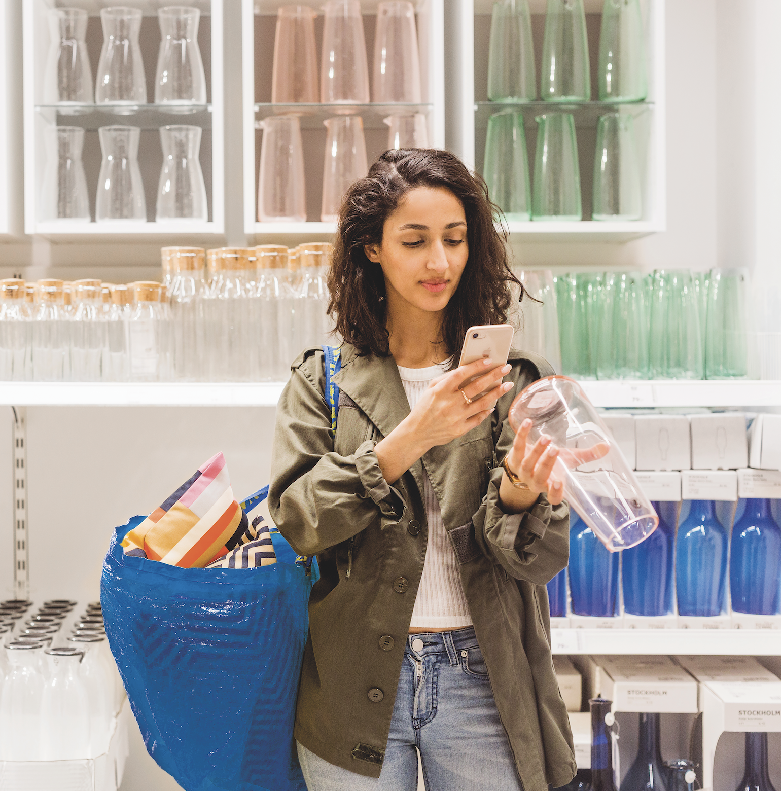 Bienvenue au magasin de IKEA de Vernier. IKEA Suisse