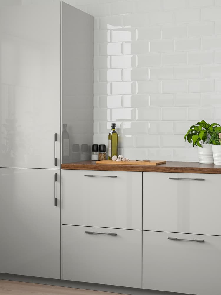 A modern sophisticated kitchen design with RINGHULT - IKEA | IKEA Singapore