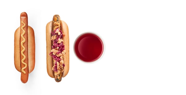 1x Hot dog 1x Zeleninový hot dog + bezedný nápoj