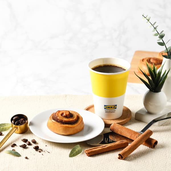 กาแฟร้อนเสิร์ฟคู่ซินนาม่อนบัน
ราคา 39 บาท