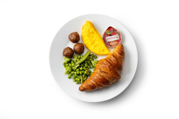 조식 4,900원 (IKEA Family 멤버 평일 50% 할인)