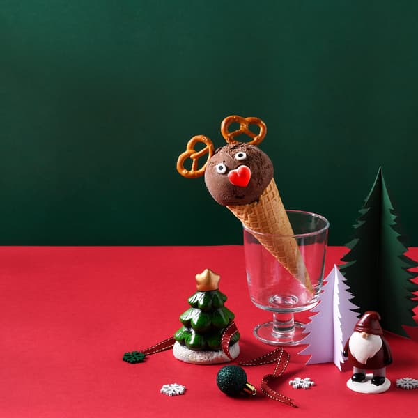 ไอศกรีมช็อกโกแลตสโนว์บอล​
ราคา 49 บาท

